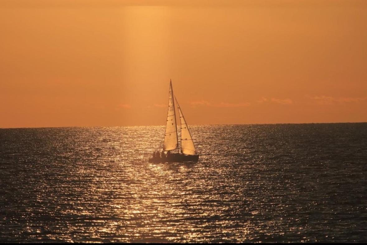 Salerno Mare E Luci Lejlighed Eksteriør billede