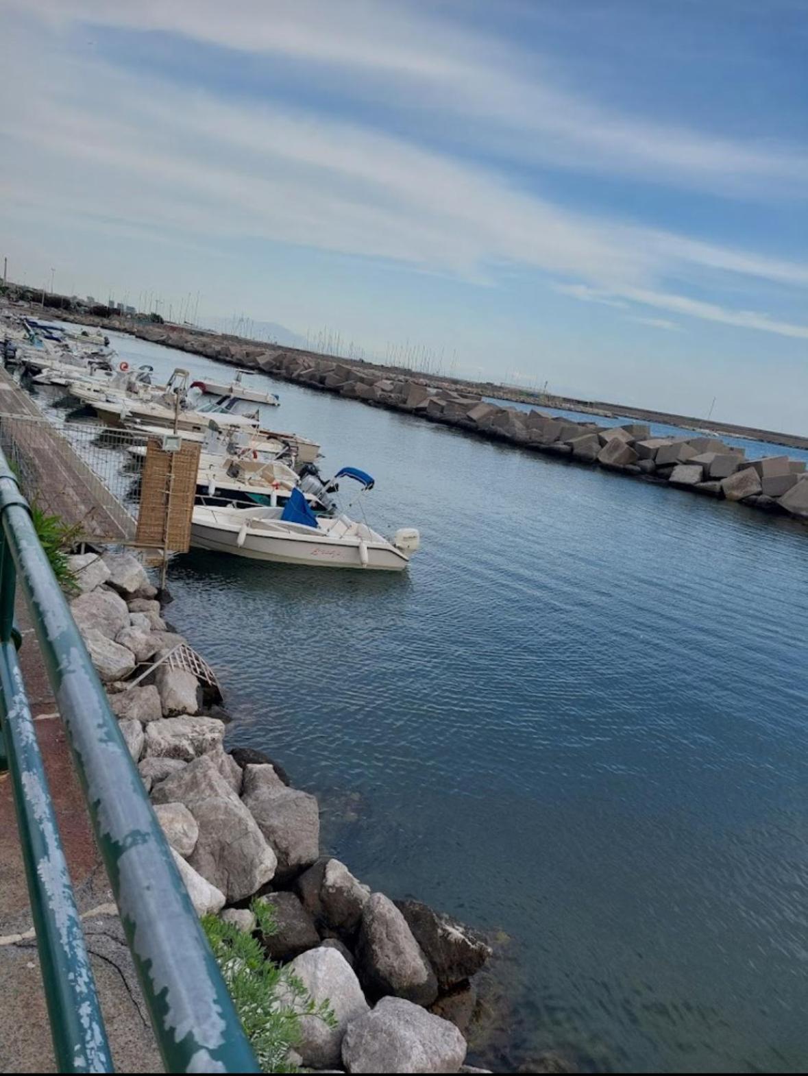 Salerno Mare E Luci Lejlighed Eksteriør billede
